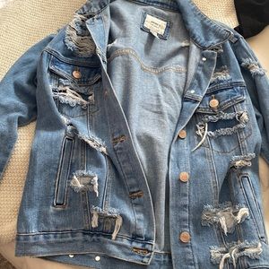 Denim jacket🤍(NEVER WORN)